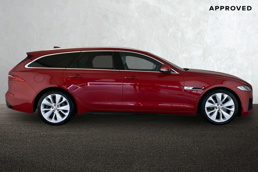 Jaguar XF 2.0 D200 Mhev R-dynamic Se Sportbrake A Red #5