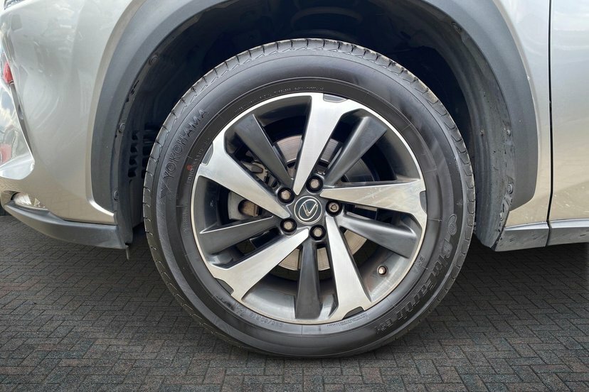 Lexus NX 2.5 300H Gpf Takumi Suv Hybrid E-cvt 4W EA20SYX Silver #5