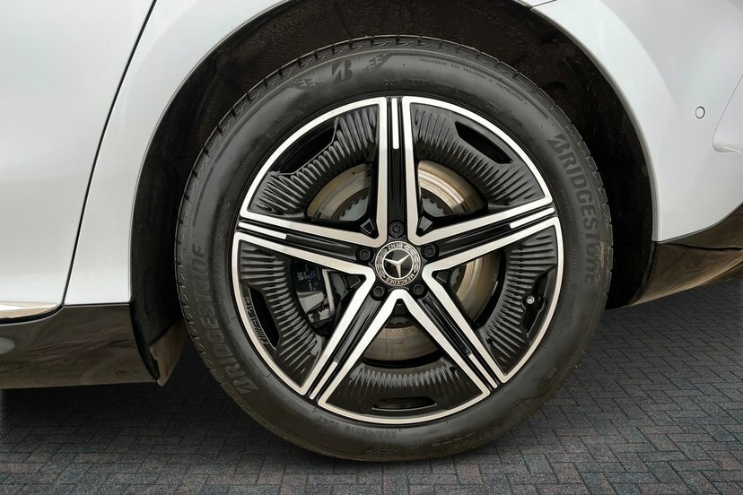 Mercedes-Benz EQE Eqe 350 96Kwh Amg Line Edition Saloon Electri KT25URF Silver #5