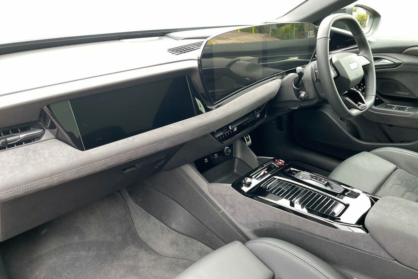 Audi A6 E-tron Sportback 100Kwh Edition 1 Hatchback Quatt EF75VVS Black #2