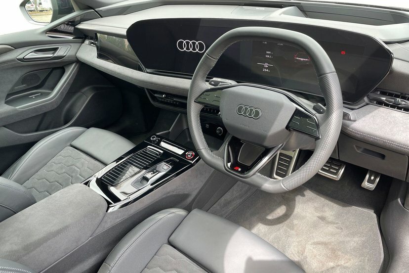 Audi A6 E-tron Sportback 100Kwh Edition 1 Hatchback Quatt EF75VVS Black #6