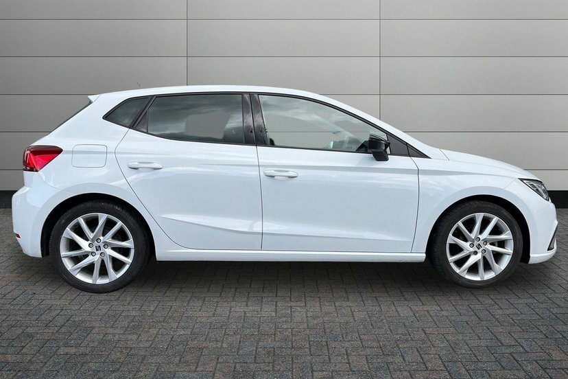 Seat Ibiza 1.0 Tsi Fr Hatchback 95 Ps DF23SSO White #4