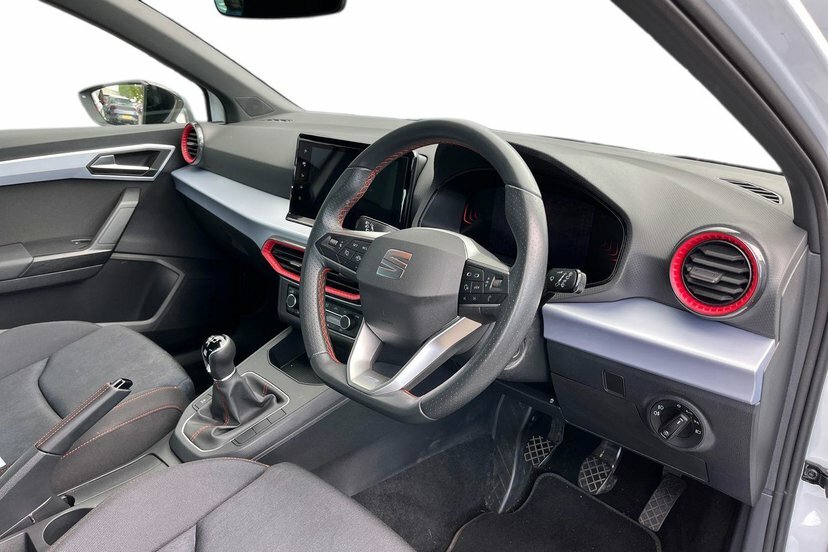 Seat Ibiza 1.0 Tsi Fr Hatchback 95 Ps DF23SSO White #6