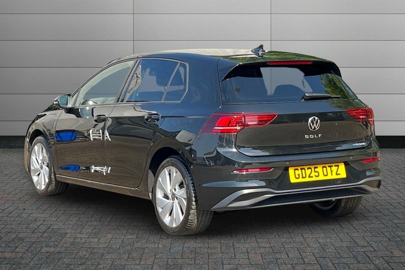 Volkswagen e-Golf 1.5 Tsi Ehybrid 19.7Kwh Match Hatchback GD25OTZ Black #3