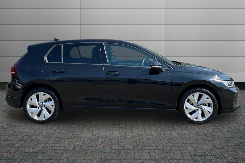 Volkswagen e-Golf 1.5 Tsi Ehybrid 19.7Kwh Match Hatchback GD25OTZ Black #4