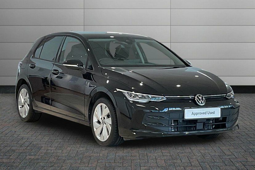 Volkswagen e-Golf 1.5 Tsi Ehybrid 19.7Kwh Match Hatchback Black