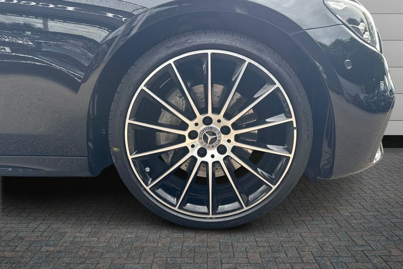 Mercedes-Benz E Class E200h Mhev Amg Line Night Edition Premium Plus Sal AK23OCP Black #4