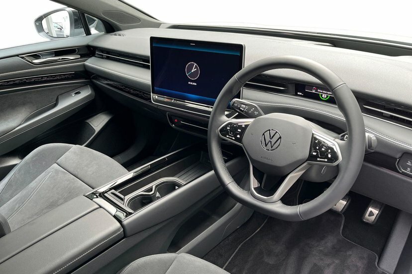 Volkswagen ID.7 Pro S 86Kwh Match Plus Fastback AF26ZXO White #6
