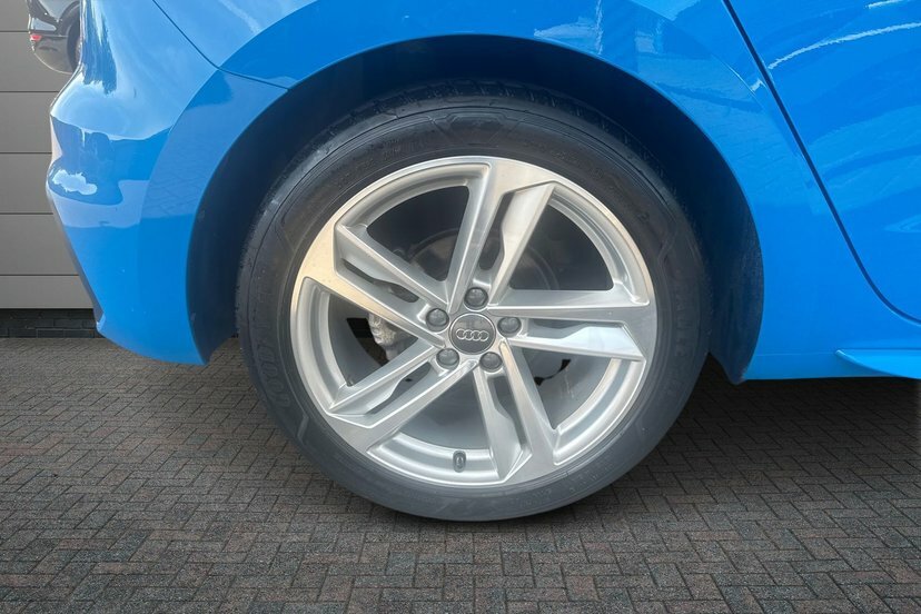 Audi A1 1.5 Tfsi 35 S Line Sportback S Tronic GF20KUR Blue #5