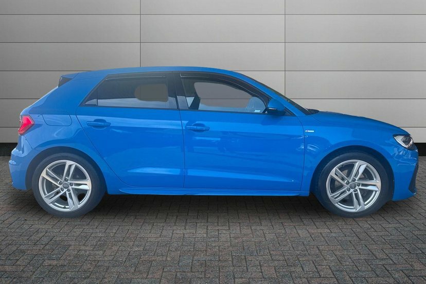 Audi A1 1.5 Tfsi 35 S Line Sportback S Tronic GF20KUR Blue #4