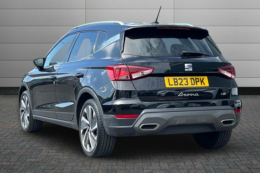Seat Arona 1.0 Tsi Fr Sport Suv Dsg 110 Ps LB23DPK Black #3