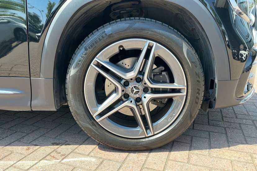 Mercedes-Benz GLB Class Glb200h Amg Line Premium KN25BRF Black #4