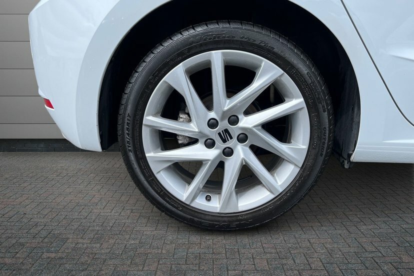 Seat Ibiza 1.0 Tsi Fr Hatchback 110 Ps DE73LML White #5