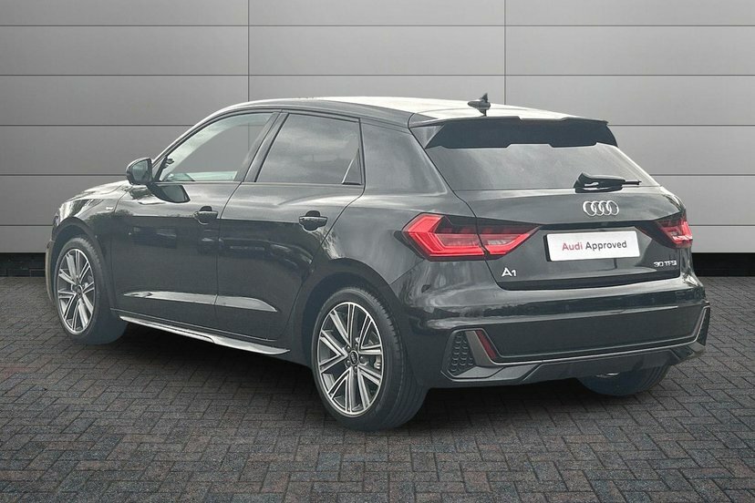 Audi A1 1.0 Tfsi 30 S Line Sportback S Tronic LN26KUO Black #3
