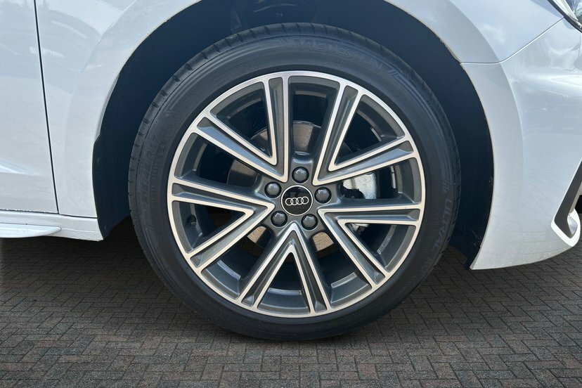 Audi A1 1.0 Tfsi 30 S Line Sportback S Tronic LN26KUY White #5