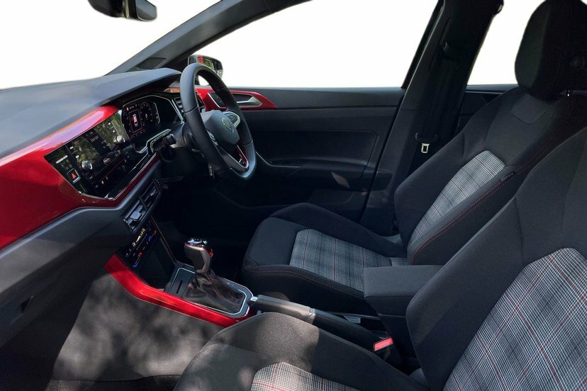 Volkswagen Polo 2.0 Tsi Gti Hatchback Dsg 207 Ps MH75JTZ Black #2