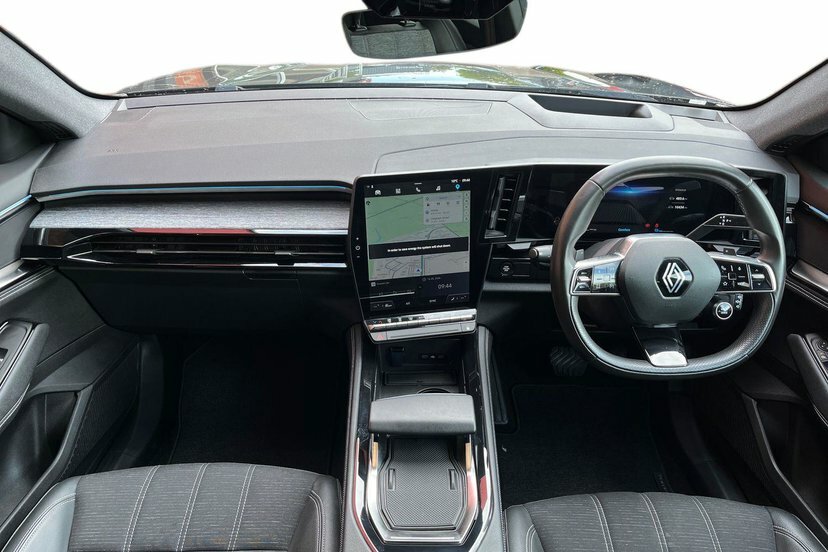 Renault Austral 1.2 E-tech Techno Suv Hybrid 200 Black #6