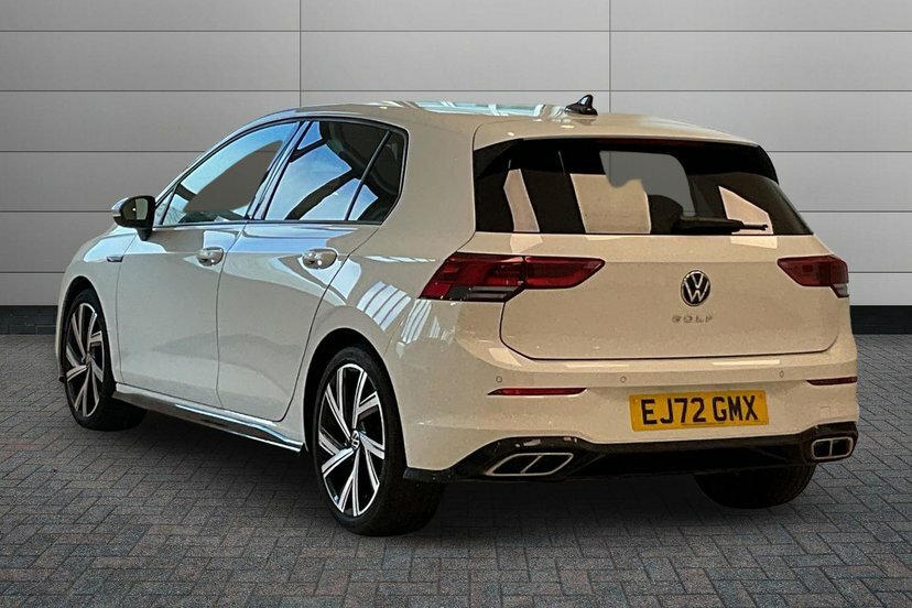 Volkswagen Golf 1.5 Tsi R-line Hatchback 130 Ps EJ72GMX White #3