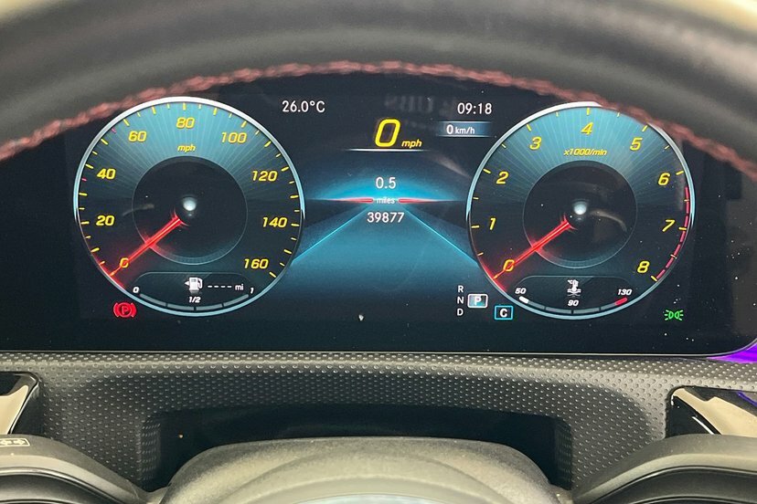 Mercedes-Benz CLA Class Cla200 Amg Line Executive Coupe KN23XVE White #6