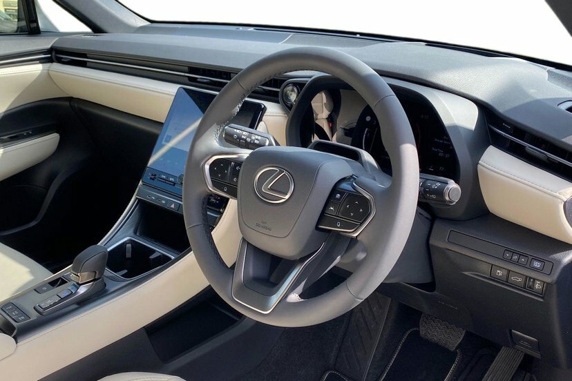 Lexus LBX 1.5 Vvt-ie Premium Plus Suv Hybrid E-cv RJ26UXS Black #6