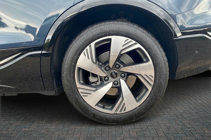 Audi Q6 E-Tron 100Kwh S Line Suv Quattro 388 P LN26NXA Blue #5