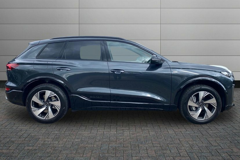 Audi Q6 E-Tron 100Kwh S Line Suv Quattro 388 P LN26NVR Grey #4