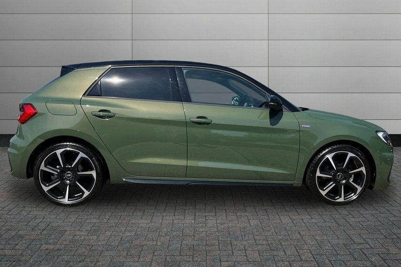 Audi A1 1.0 Tfsi 30 Black Edition Sportback S T EK26CCE Green #4