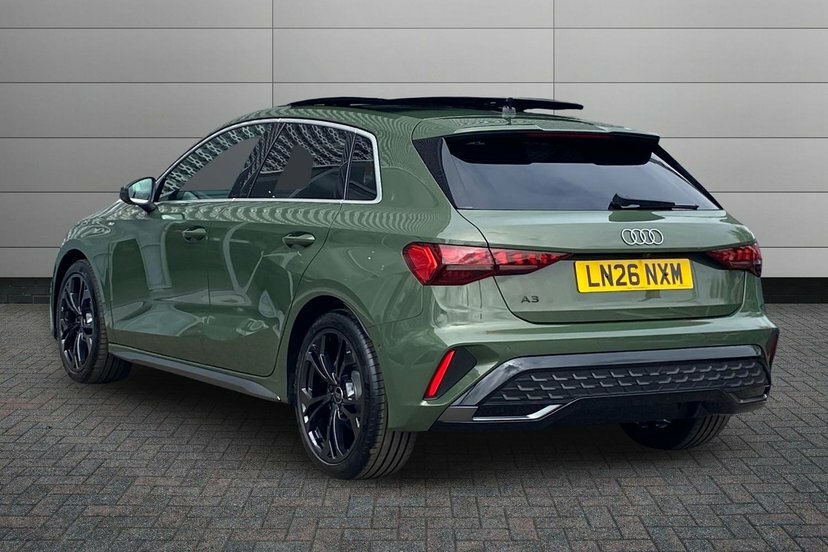 Audi A3 1.5 Tfsi 30 S Line Sportback S Tronic LN26NXM Green #3