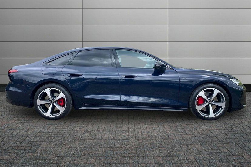 Audi A6 Saloon 2.0 E-hybrid 25.9Kwh Edition 1 Saloon P LN26NWE Blue #4