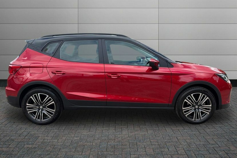 Seat Arona 1.0 Tsi Se Technology Suv Dsg 110 Ps LP73HFF Black #4