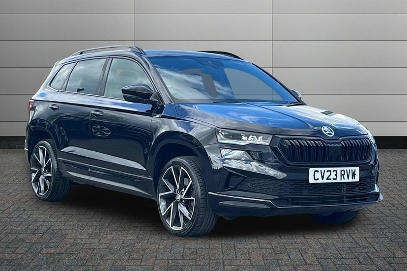 Skoda Karoq 1.5 Tsi Act Sportline Suv Dsg 150 Ps Black