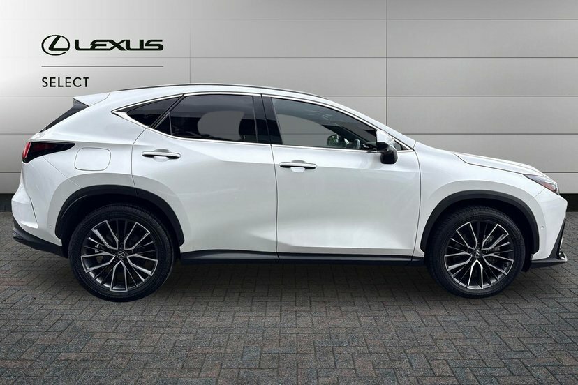 Lexus NX 2.5 450H 18.1Kwh Takumi Suv Plug-in Hy GV73XVM White #4