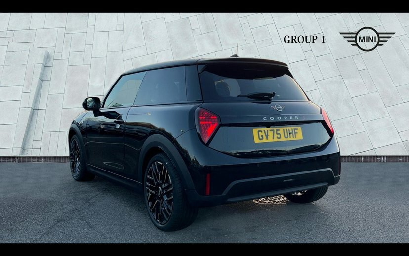Mini Hatch Cooper S GV75UHF Black #2