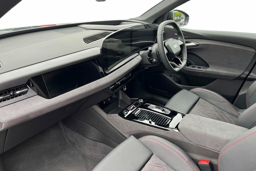 Audi Q6 E-Tron 83Kwh Edition 1 Suv 252 Ps AO26HUH Grey #2