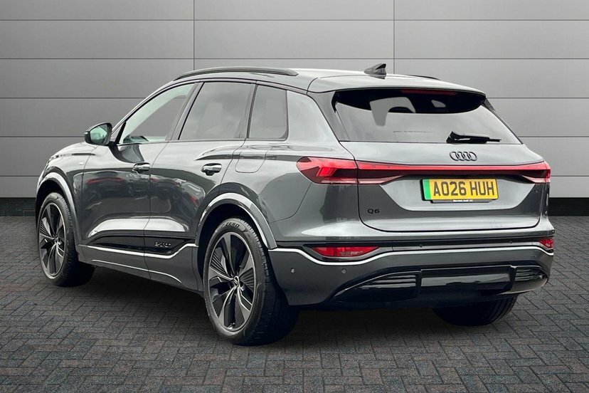 Audi Q6 E-Tron 83Kwh Edition 1 Suv 252 Ps AO26HUH Grey #3