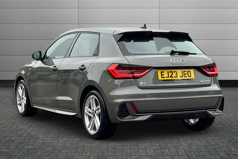 Audi A1 1.0 Tfsi 30 S Line Sportback S Tronic EJ23JEO Grey #3