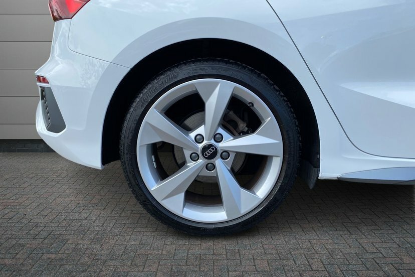 Audi A3 1.0 Tfsi 30 S Line Sportback 11 White #5
