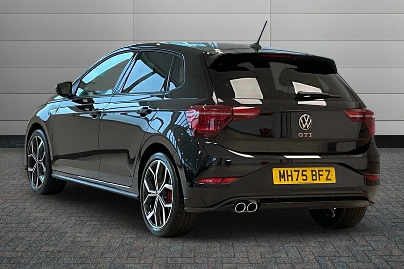 Volkswagen Polo 2.0 Tsi Gti Hatchback Dsg 207 Ps MH75BFZ Black #3