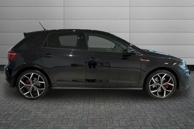 Volkswagen Polo 2.0 Tsi Gti Hatchback Dsg 207 Ps MH75BFZ Black #4