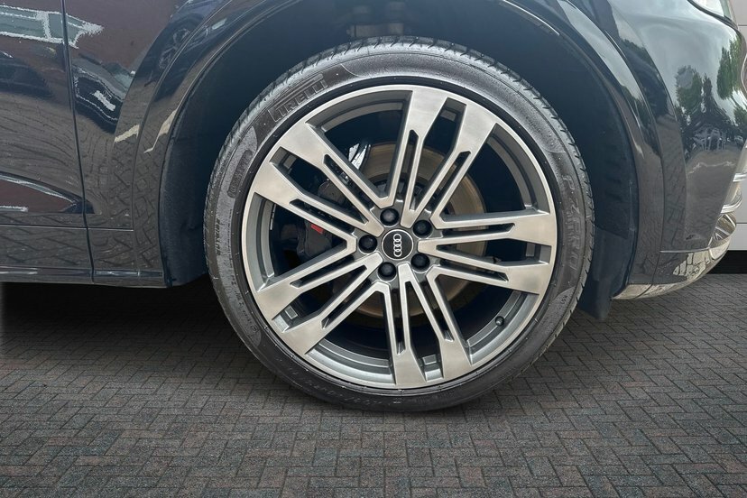 Audi SQ5 3.0 Tdi V6 Suv Tiptronic Quattro 347 P Black #5