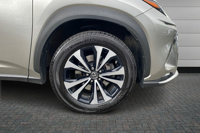 Lexus NX 2.5 300H Gpf Premium Suv Hybrid E-cvt 4 AY71XEX Silver #5