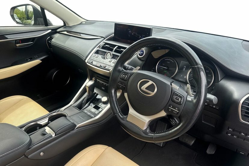 Lexus NX 2.5 300H Gpf Takumi Suv Hybrid E-cvt 4W RA69OAL Silver #6