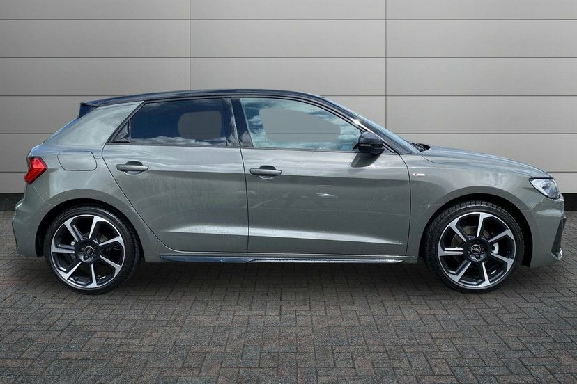 Audi A1 1.0 Tfsi 30 Black Edition Sportback Man WU26EZL Grey #4