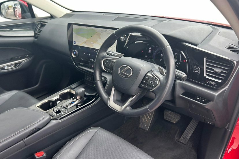 Lexus NX 2.5 450H 18.1Kwh Suv Plug-in Hybrid E- Red #6