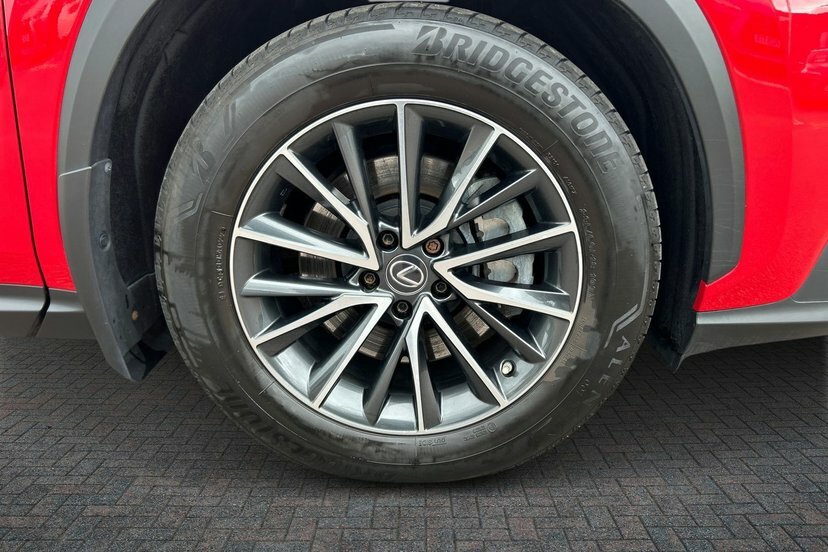 Lexus NX 2.5 450H 18.1Kwh Suv Plug-in Hybrid E- Red #5