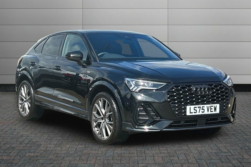 Audi Q3 1.5 Tfsi Cod 35 Black Edition Sportback Black