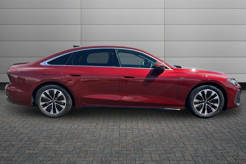 Audi A6 Saloon 2.0 E-hybrid 25.9Kwh S Line Saloon Plug AO26JVD Red #4