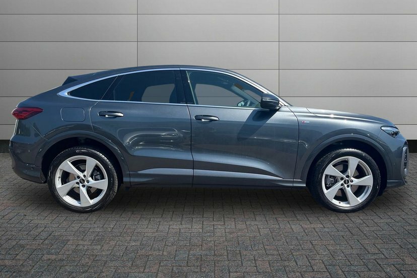 Audi Q5 2.0 Tdi S Line Sportback S Tronic Quatt AU26KTT Grey #4