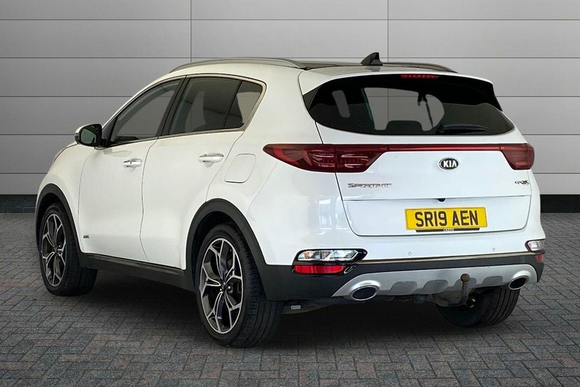 Kia Sportage 2.0 Crdi Ecodynamics Gt-line S Suv Aut SR19AEN White #2