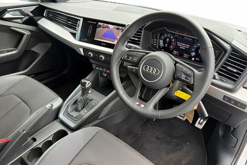 Audi A1 1.0 Tfsi 30 S Line Sportback S Tronic DA25OCE White #6